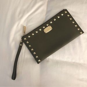 Michael Kors Wristlet | Army Green & Gold